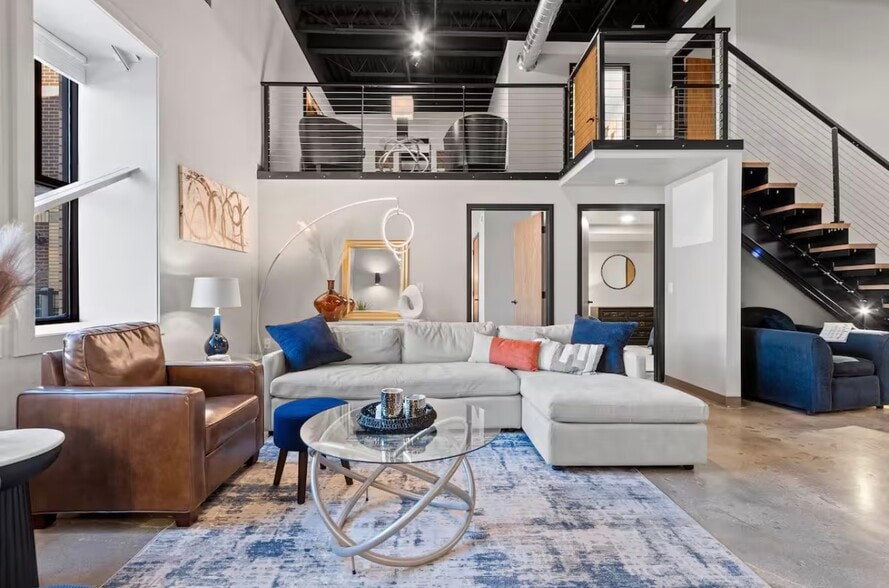 More Photos Of 216 Northland Ave, Green Bay Apartments For Sale