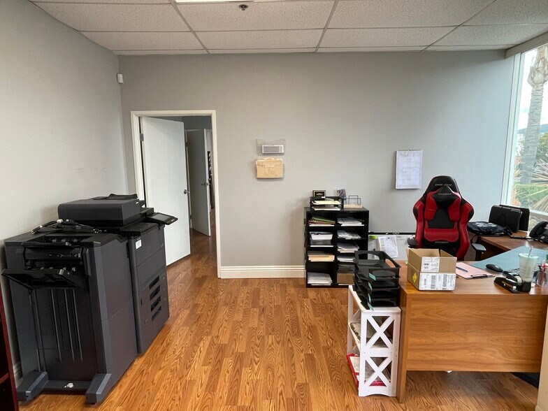 More Photos Of 1240 Keystone Way, Vista Manufacturing For Lease