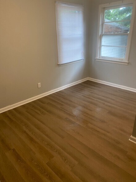 More Photos Of 1113 W Hill St, Urbana Apartments For Sale