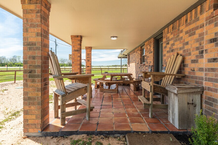 More Photos Of 27427 Highway 36, Damon Land For Sale