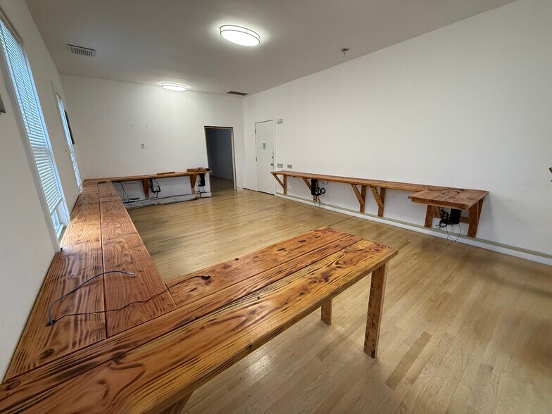 More Photos Of 217 Beach 116Th St, Rockaway Park Office For Lease