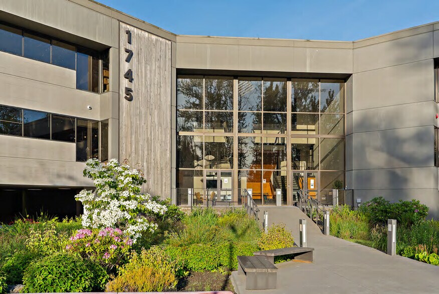 More Photos Of 1745 114th Ave SE, Bellevue Office For Lease