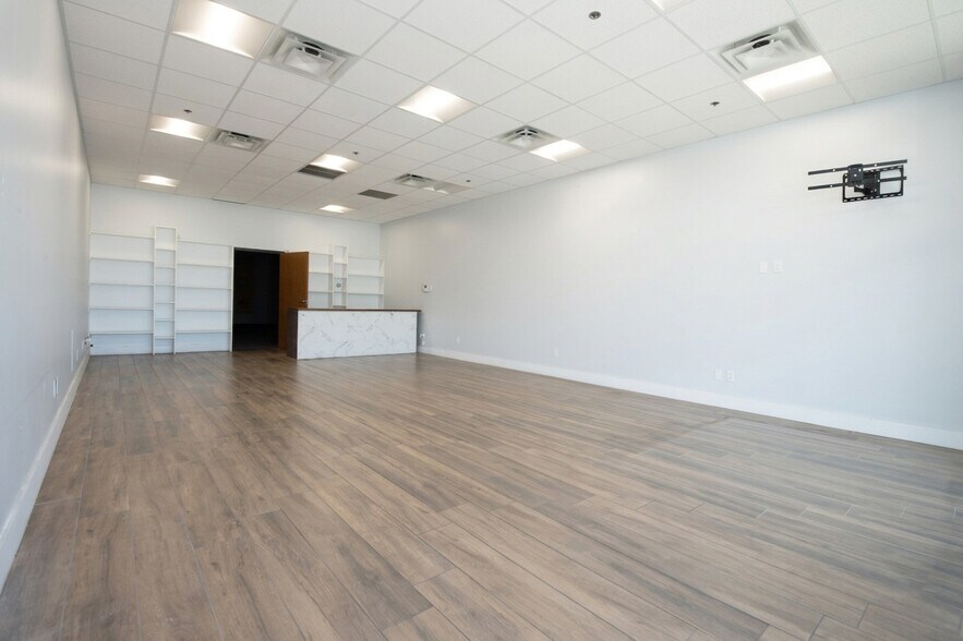 More Photos Of 26744 E University Dr, Little Elm Storefront For Lease