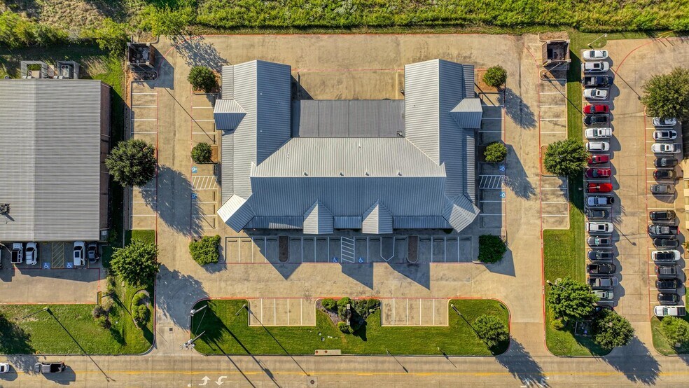 More Photos Of 126 S Ranch House Rd, Willow Park Medical For Sale