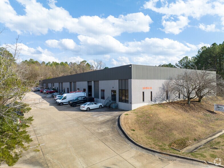 More Photos Of 280 Snow Dr, Birmingham Light Distribution For Lease