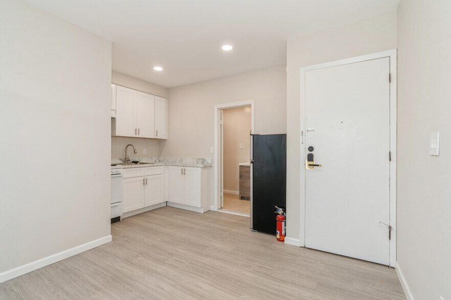 More Photos Of 40 Beacon Ave, Jersey City Apartments For Sale
