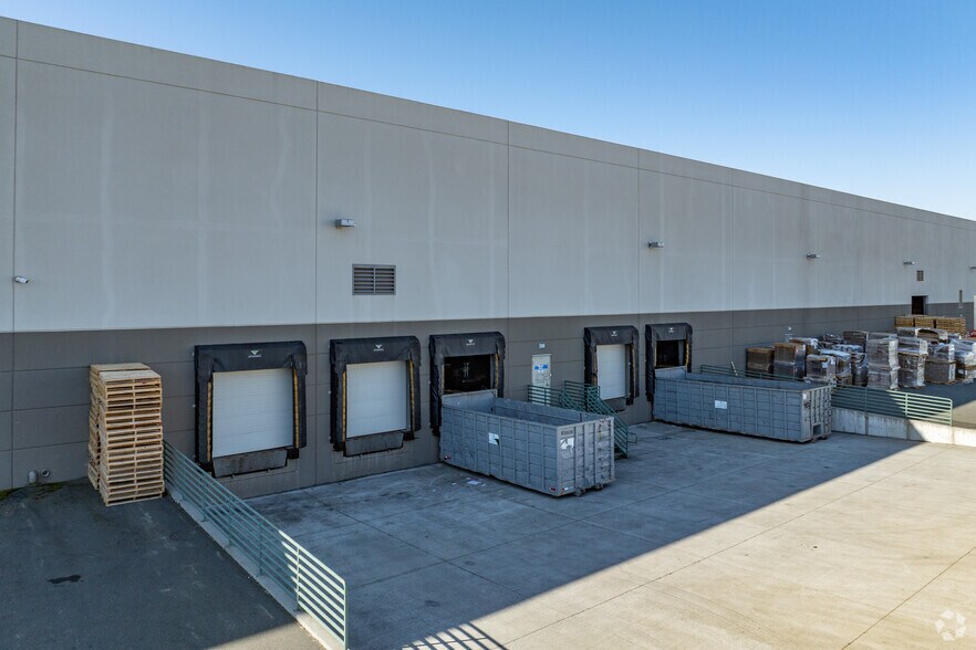 More Photos Of 1470 Cader Ln, Petaluma Warehouse For Lease