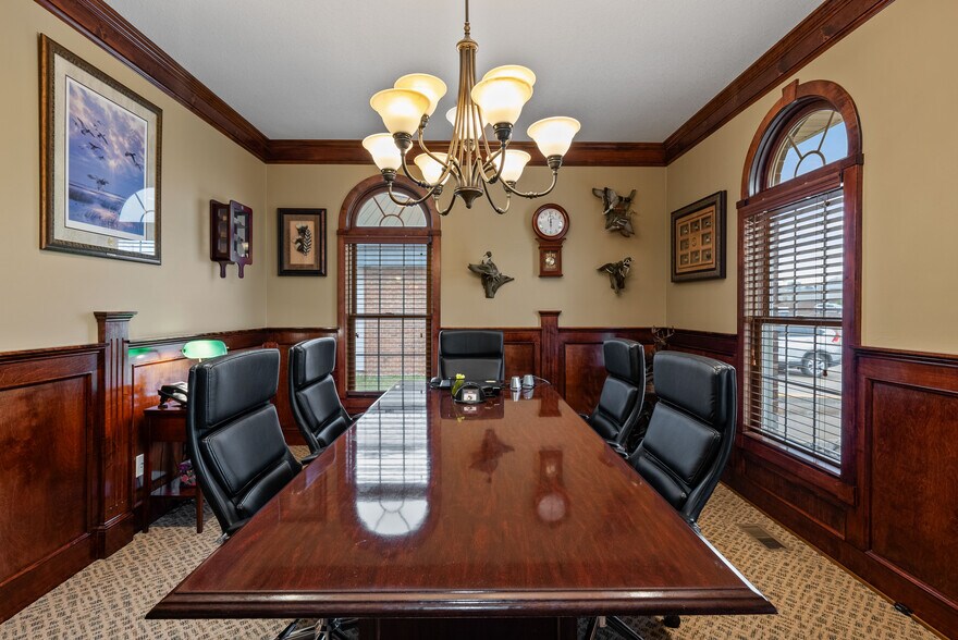 More Photos Of 616 Lana Dr, Cameron Office For Sale