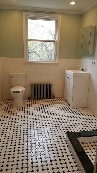 More Photos Of 569-571 Martin Luther King Jr Blvd, Newark Office For Lease