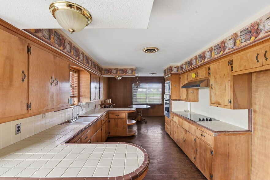 More Photos Of 1839 Henderson rd, Angleton Land For Sale