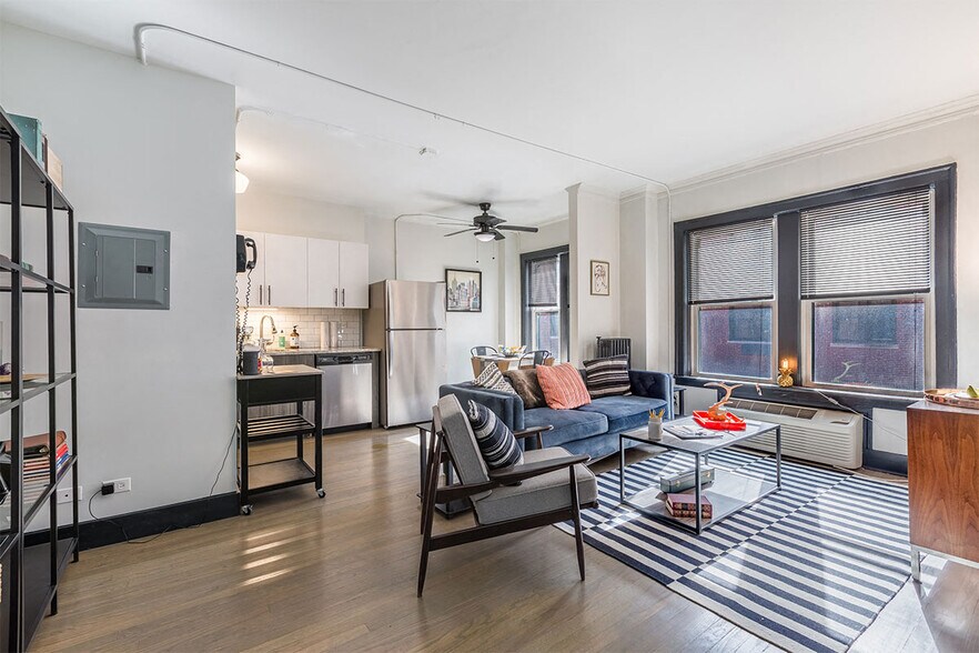 More Photos Of 5200 N Sheridan Rd, Chicago Apartments For Lease