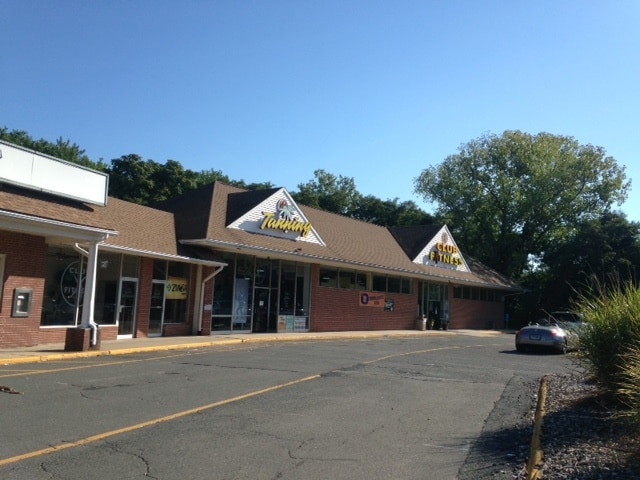 More Photos Of 585 Hazard Ave, Enfield Freestanding For Lease
