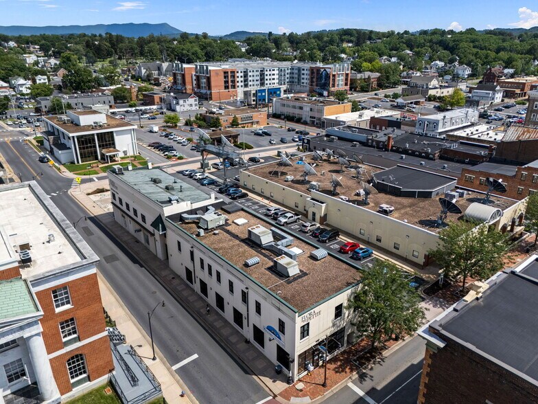 More Photos Of 90 N Main St, Harrisonburg Office For Sale