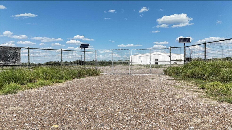 More Photos Of 5029 U.S. 83 hwy, Falcon Warehouse For Sale