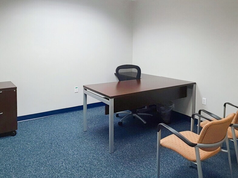 More Photos Of 4-18 Biltmore Ave, Asheville Coworking Space