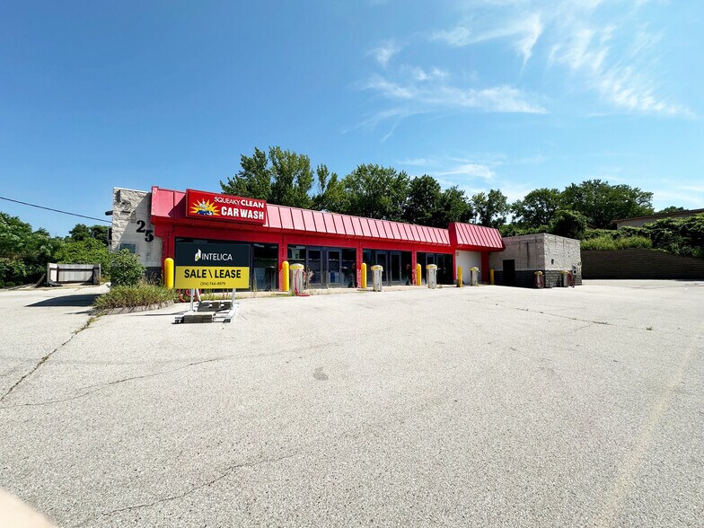Primary Photo Of 12425 Dorsett Rd, Maryland Heights Carwash For Sale
