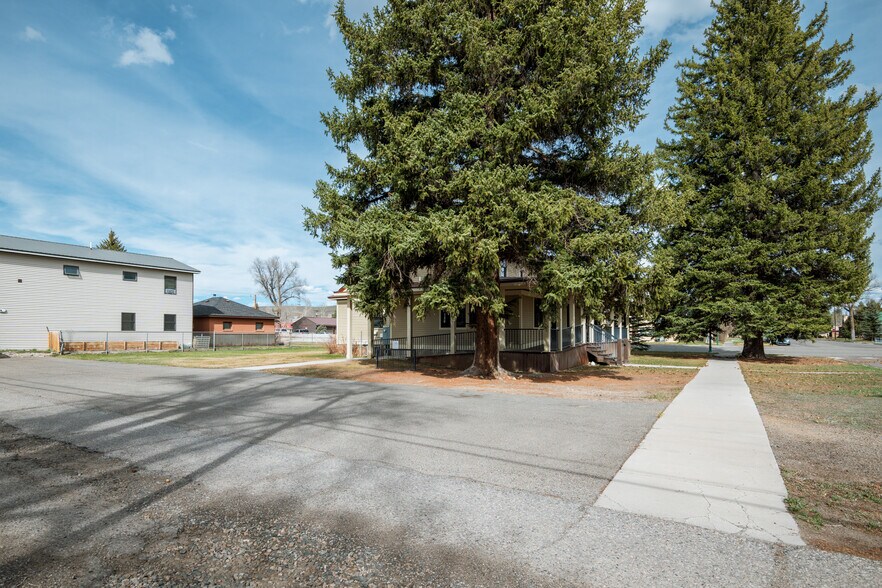 More Photos Of 104 W Ruby Ave, Gunnison Medical For Sale