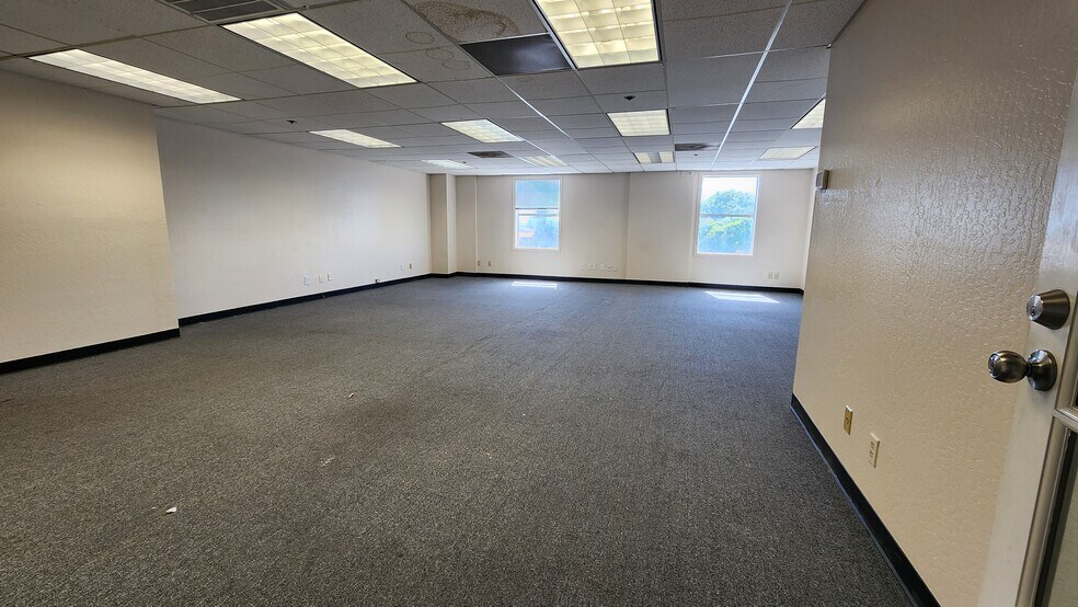More Photos Of 1199 B St, Hayward Storefront Retail Office For Lease