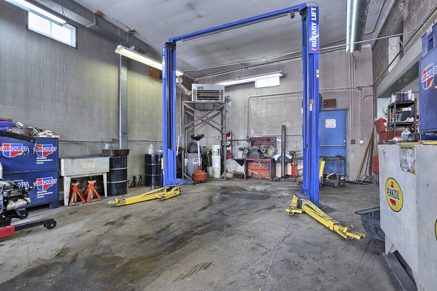 More Photos Of 270 E Lehman St, Lebanon Auto Repair For Sale