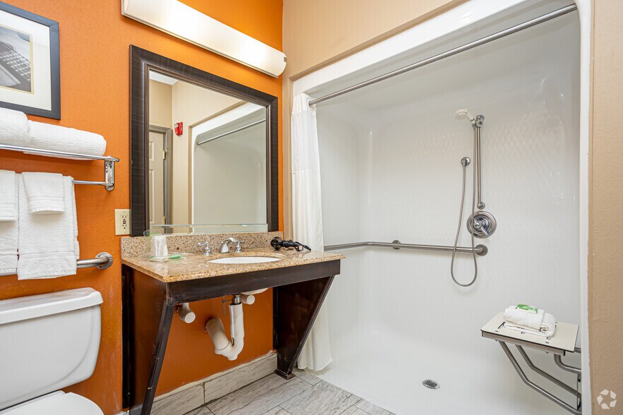 More Photos Of 372 Voters Rd, Slidell Hotel For Sale