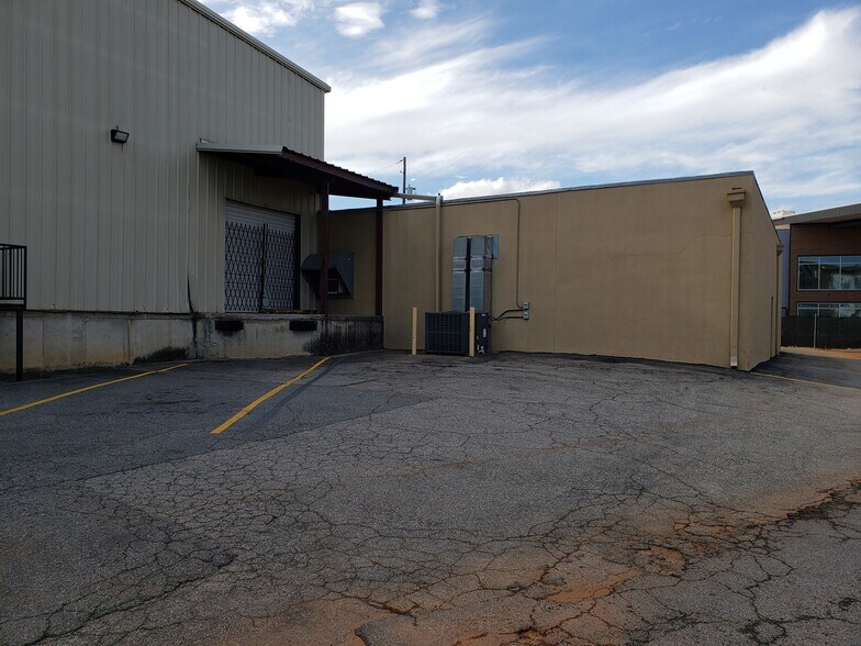 More Photos Of , Marietta Unknown For Sale