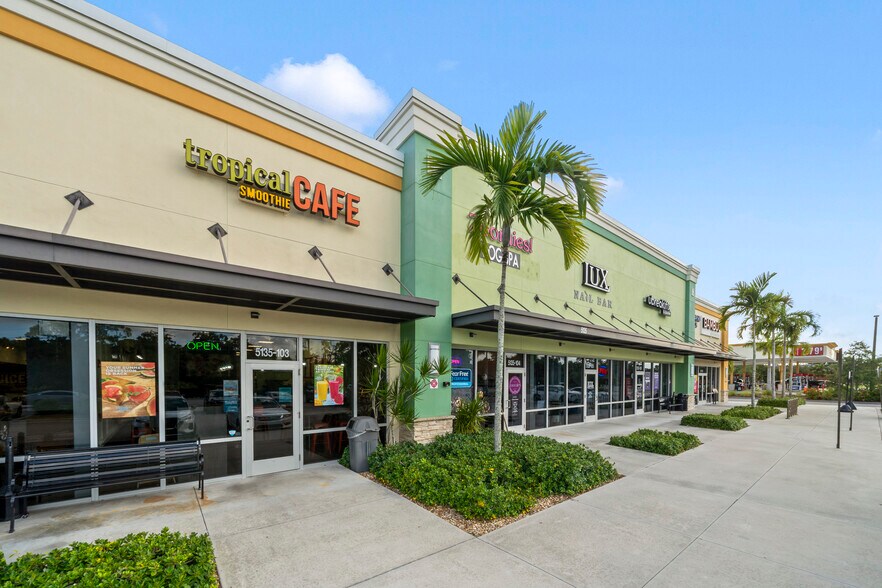 More Photos Of 5125 20th St, Vero Beach Freestanding For Sale