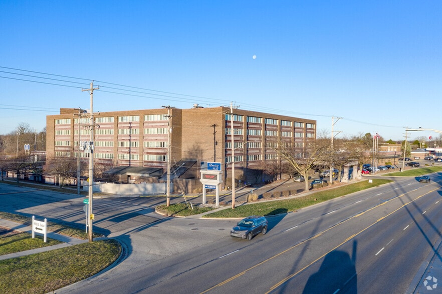 More Photos Of 6820 S Cedar St, Lansing Hotel For Sale