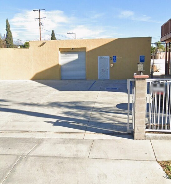 Primary Photo Of 618 W Colton Ave, Redlands Flex For Lease
