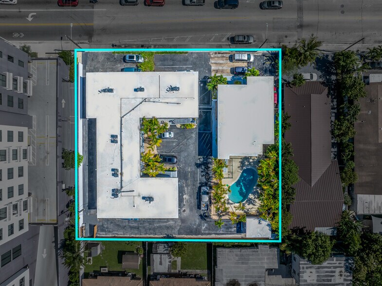 More Photos Of 3162-3170 SW 16th St, Miami Apartments For Sale