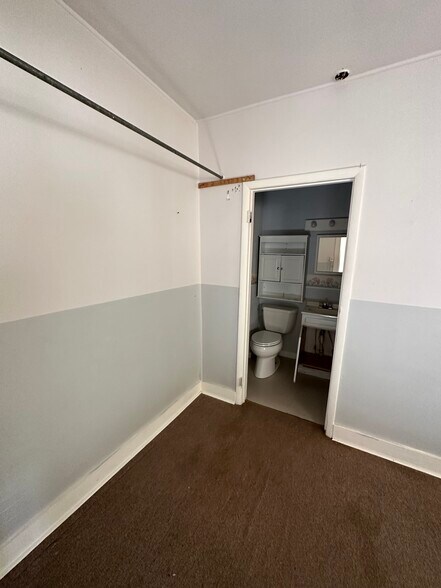 More Photos Of 579 Botetourt Rd, Fincastle Apartments For Sale