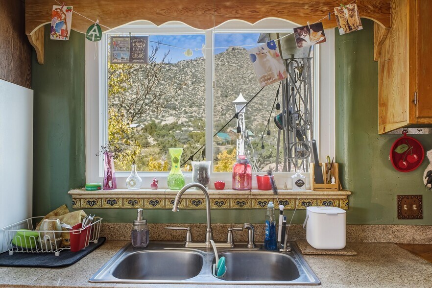 More Photos Of 24 Matisse Rd NE, Albuquerque Apartments For Sale