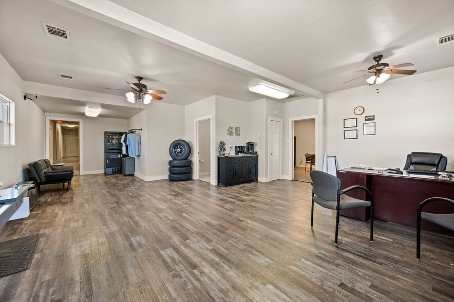 More Photos Of 204 County Road 4225, Bonham Industrial For Sale