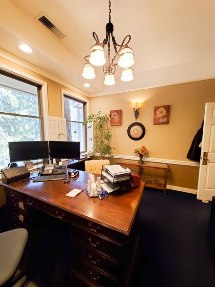 More Photos Of 565 Brunswick Rd, Grass Valley Office For Sale
