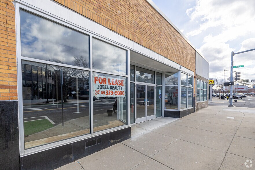 More Photos Of 1902-1904, West Roxbury Freestanding For Lease