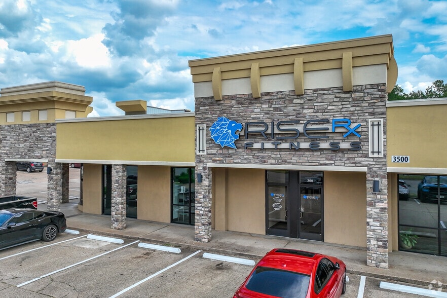 More Photos Of 3400-3502 S Broadway, Tyler Unknown For Lease