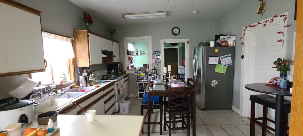 More Photos Of 2120 19th Ave, Forest Grove Office Residential For Sale