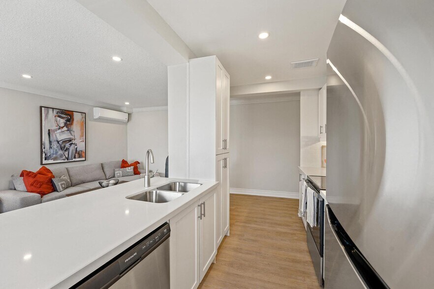 More Photos Of 143 Main St, Dartmouth Apartments For Sale