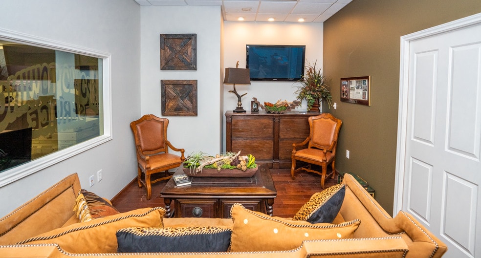 More Photos Of 6342 Harwick Dr, Corpus Christi Service For Lease