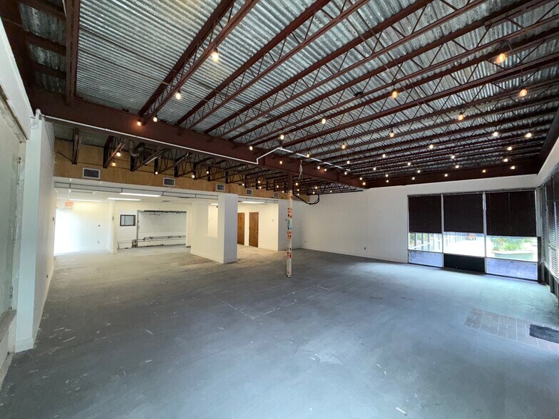 More Photos Of 11471 W Sample Rd, Coral Springs Unknown For Lease