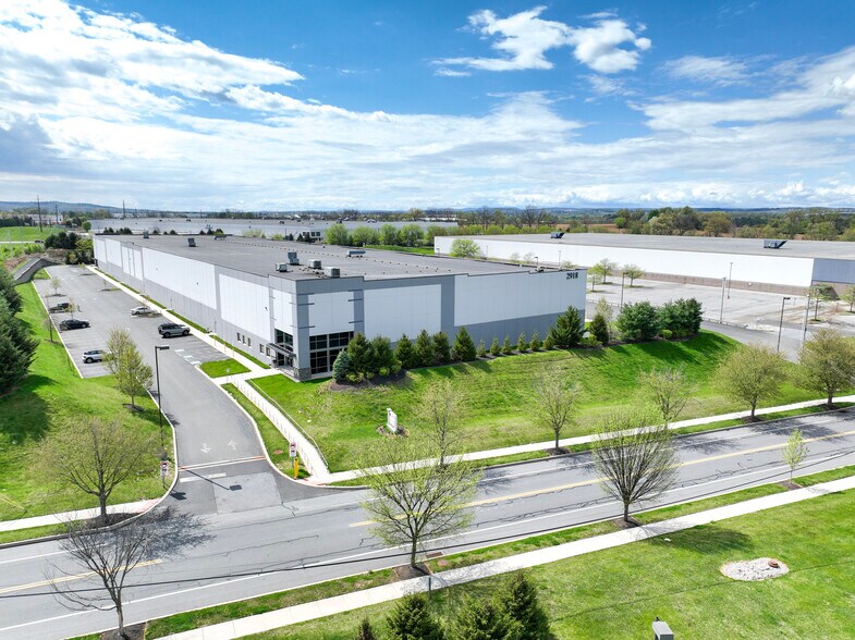 Primary Photo Of 2918 Schoeneck Rd, Macungie Warehouse For Lease