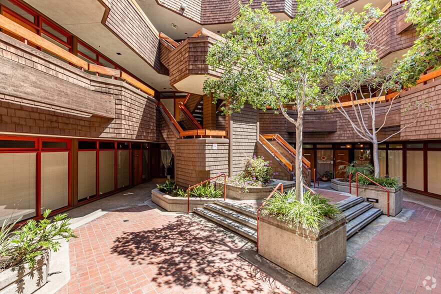 More Photos Of 1545 Hotel Cir S, San Diego Unknown For Lease