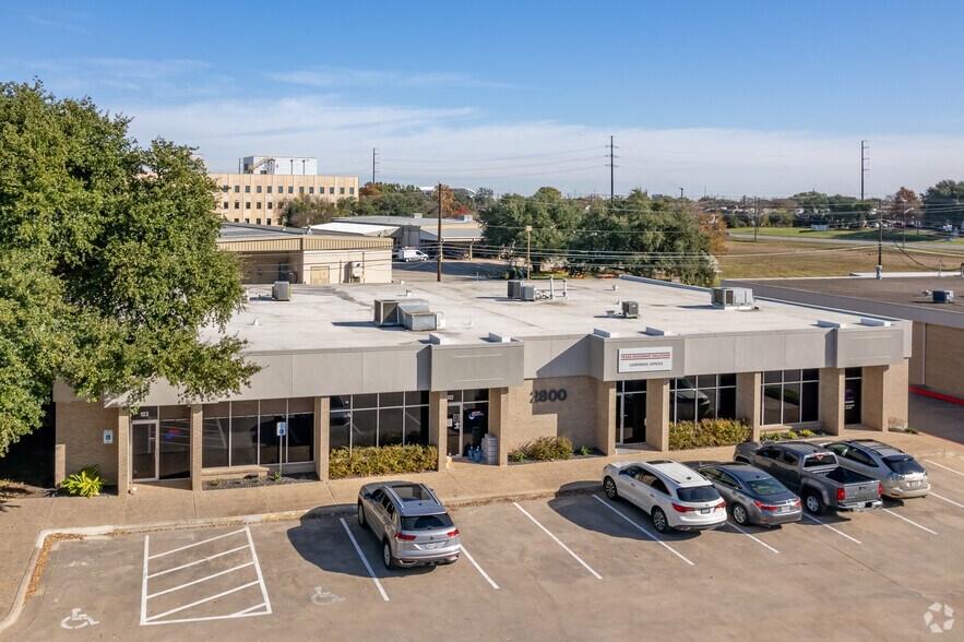 More Photos Of 9416 Neils Thompson Dr, Austin Unknown For Lease