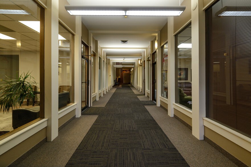 More Photos Of 1601 Lewis Ave, Billings Office For Lease