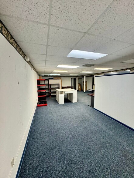 More Photos Of 609 S Ridgewood Ave, Daytona Beach Office For Sale