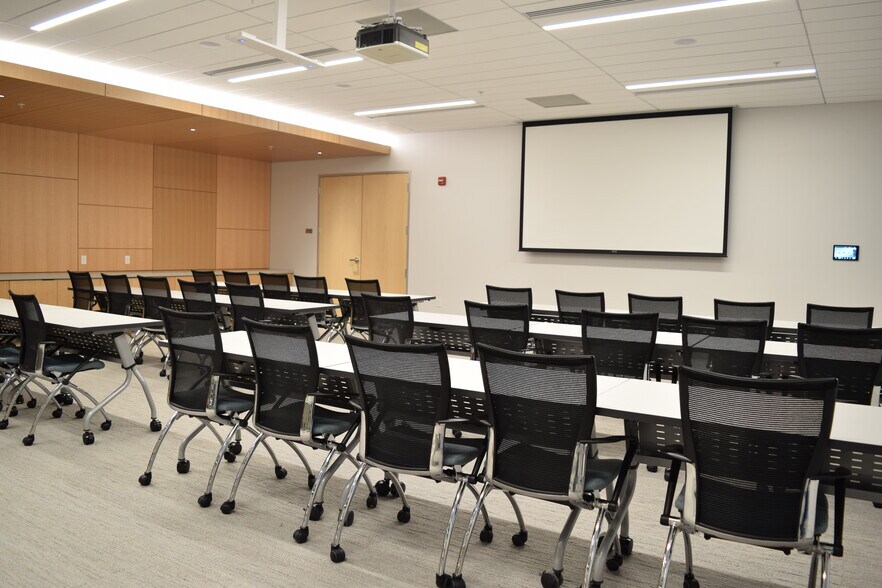 More Photos Of 6440 S Millrock Dr, Salt Lake City Office For Lease