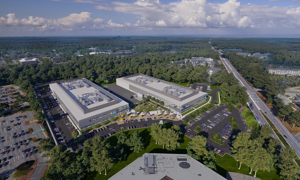 More Photos Of 44 Middlesex Tpke, Bedford Manufacturing For Lease