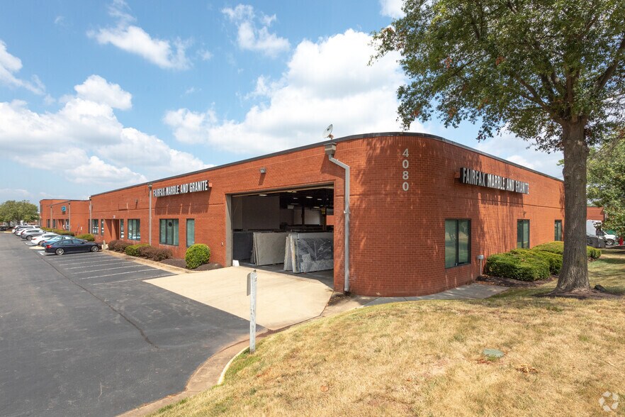 Primary Photo Of 4080 Walney Rd, Chantilly Flex For Lease