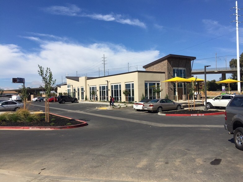Primary Photo Of 2910 Ramona Ave, Sacramento Office For Lease