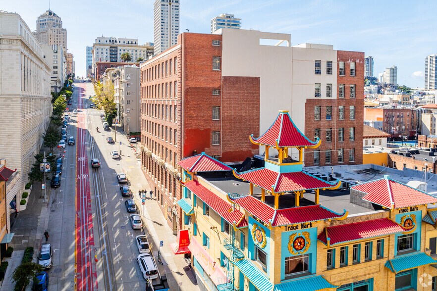 More Photos Of 720 California St, San Francisco Loft Creative Space For Lease