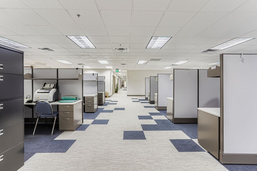 More Photos Of 7420 E Dry Creek Pky, Longmont Office For Lease